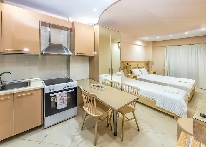Le Monde Seaview Apartment