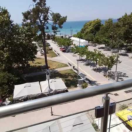 Le Monde Seaview Апартаменты Nea Kallikrateia