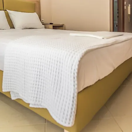 Апартаменты Le Monde Seaview Nea Kallikrateia