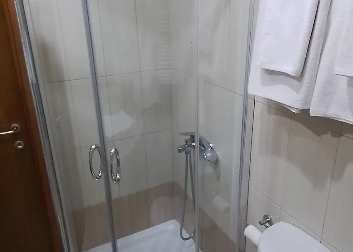 Le Monde Seaview Apartment