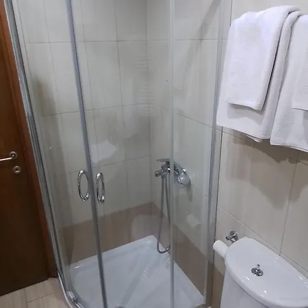 Le Monde Seaview Apartment