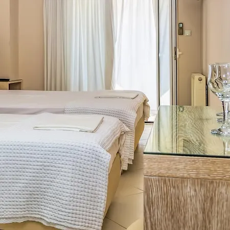 Le Monde Seaview Apartment