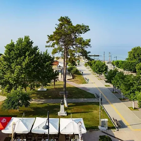 Le Monde Seaview Apartment Nea Kallikrateia