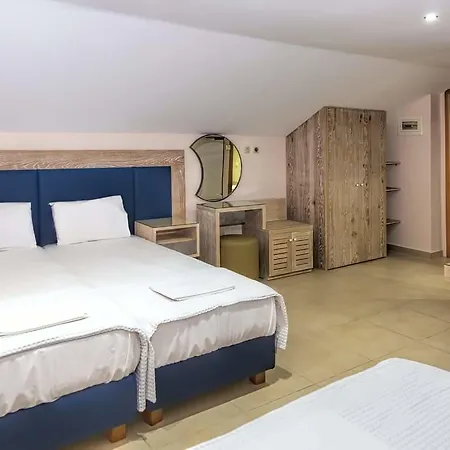 Le Monde Seaview Apartment *